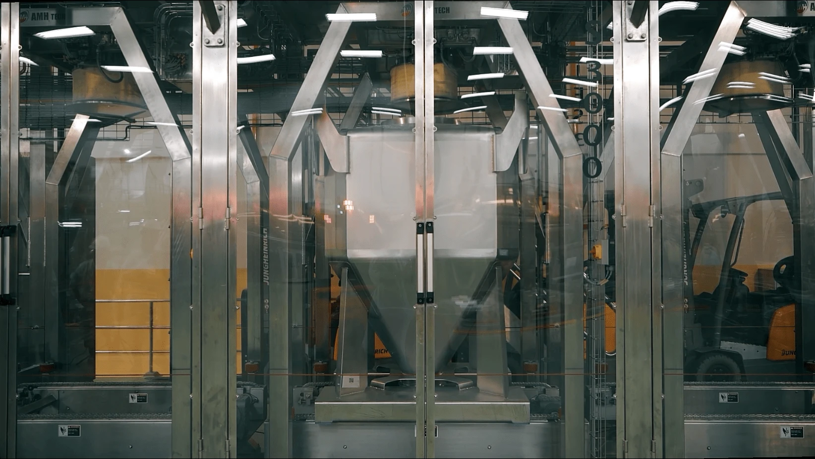 IBC, IBC Filling, IBC Solution, Imtermediate Bulk Container, Cone Valve, CIP